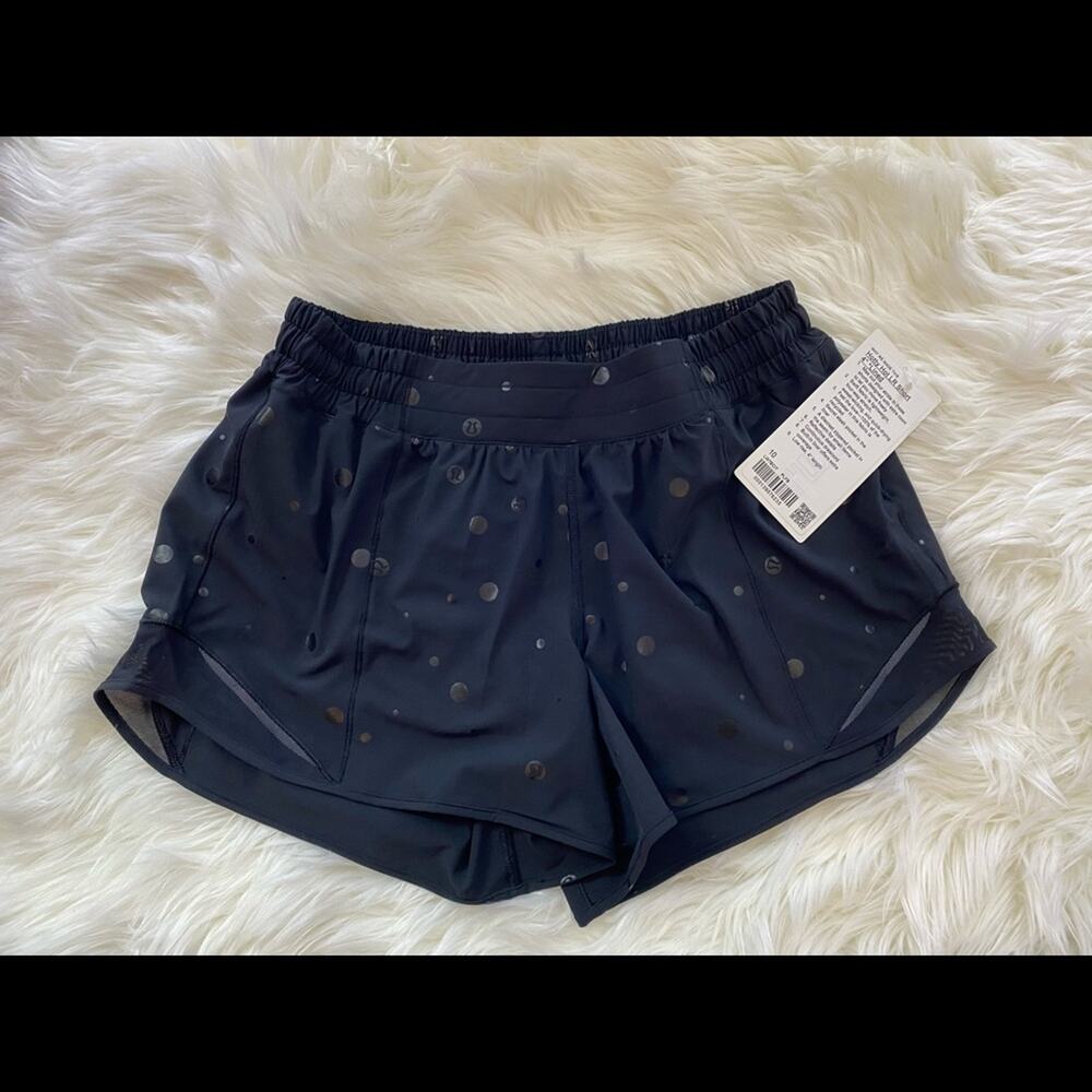 NWT Lululemon Hotty Hot LR Shorts 4" PLFB Sz 10